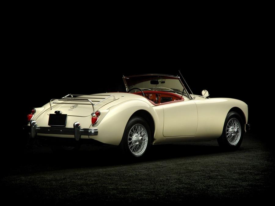  MGA 1600 Mk II Roadster 1960 года  (фото 6 из 19)